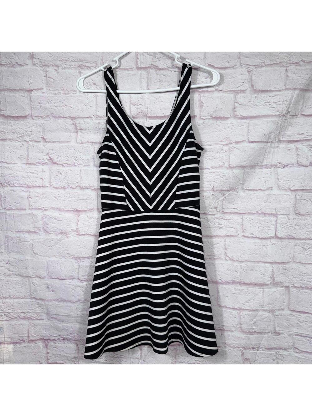 Bethany Mota Small Black and White Striped Sleeveless Dress